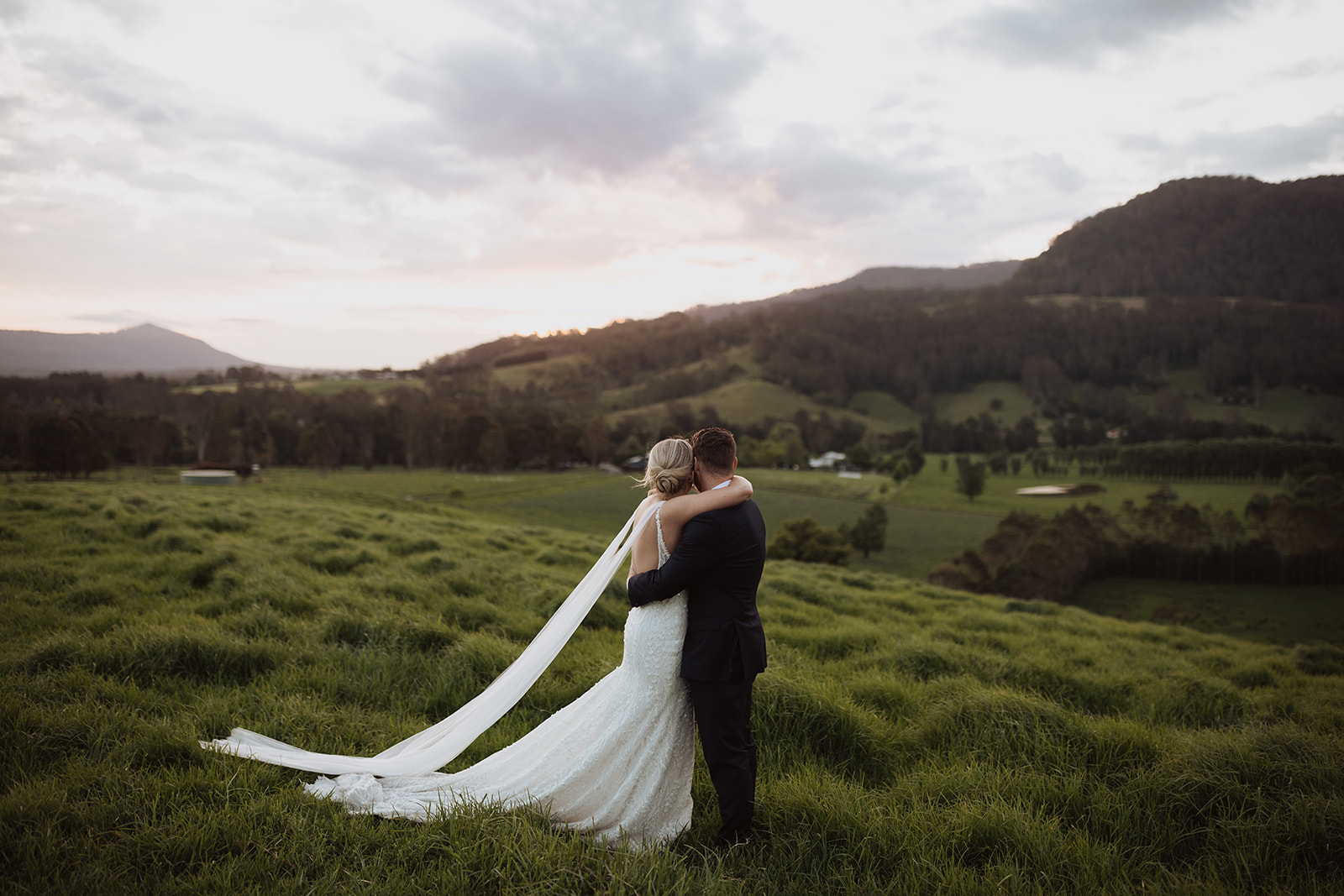 Melross Farm Wedding - Kangaroo Valley Shot by wedding photography Matt Ashton Photography