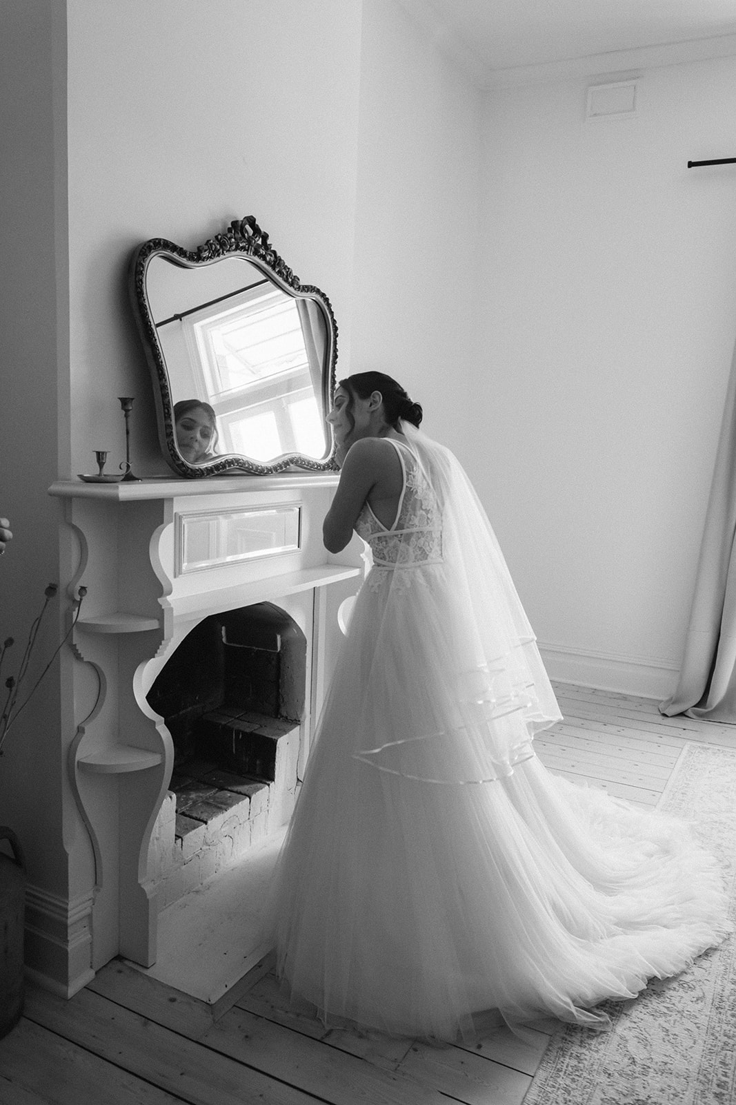 Perth Wedding photographer. Bridal getting ready shots
