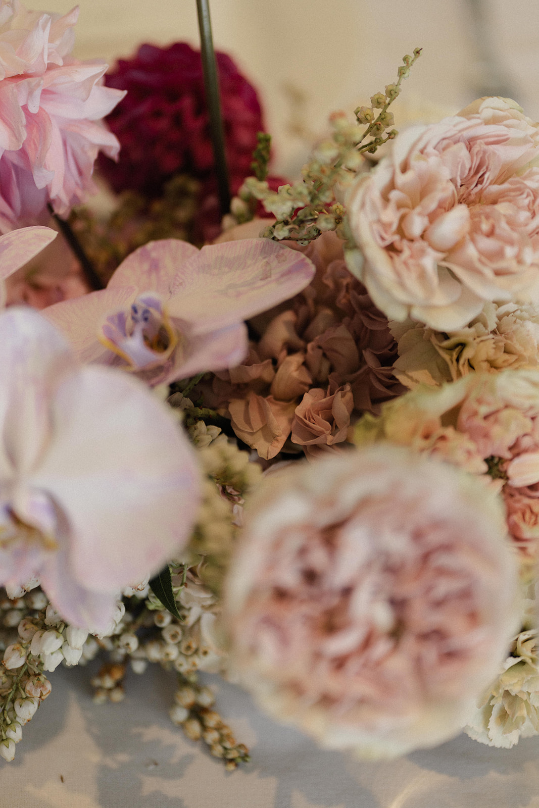 Summergrove Estate Wedding photography Reception bright delicate florals