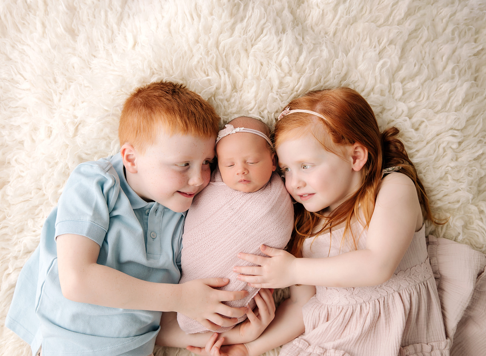 Sibling photos newborn session