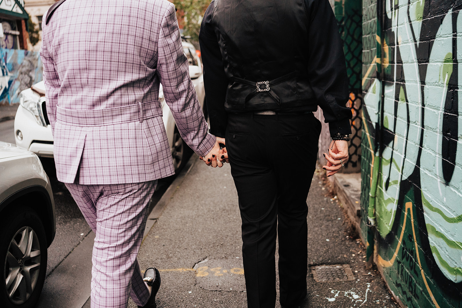 Alternative Melbourne wedding at altar electric - Photography by Hey Babe Photography