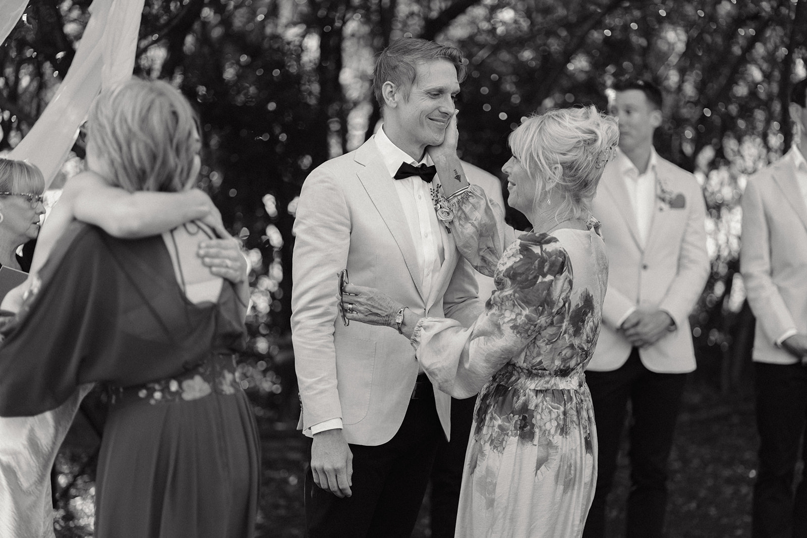 Brisbane editorial backyard wedding photography, candids of Ceremony