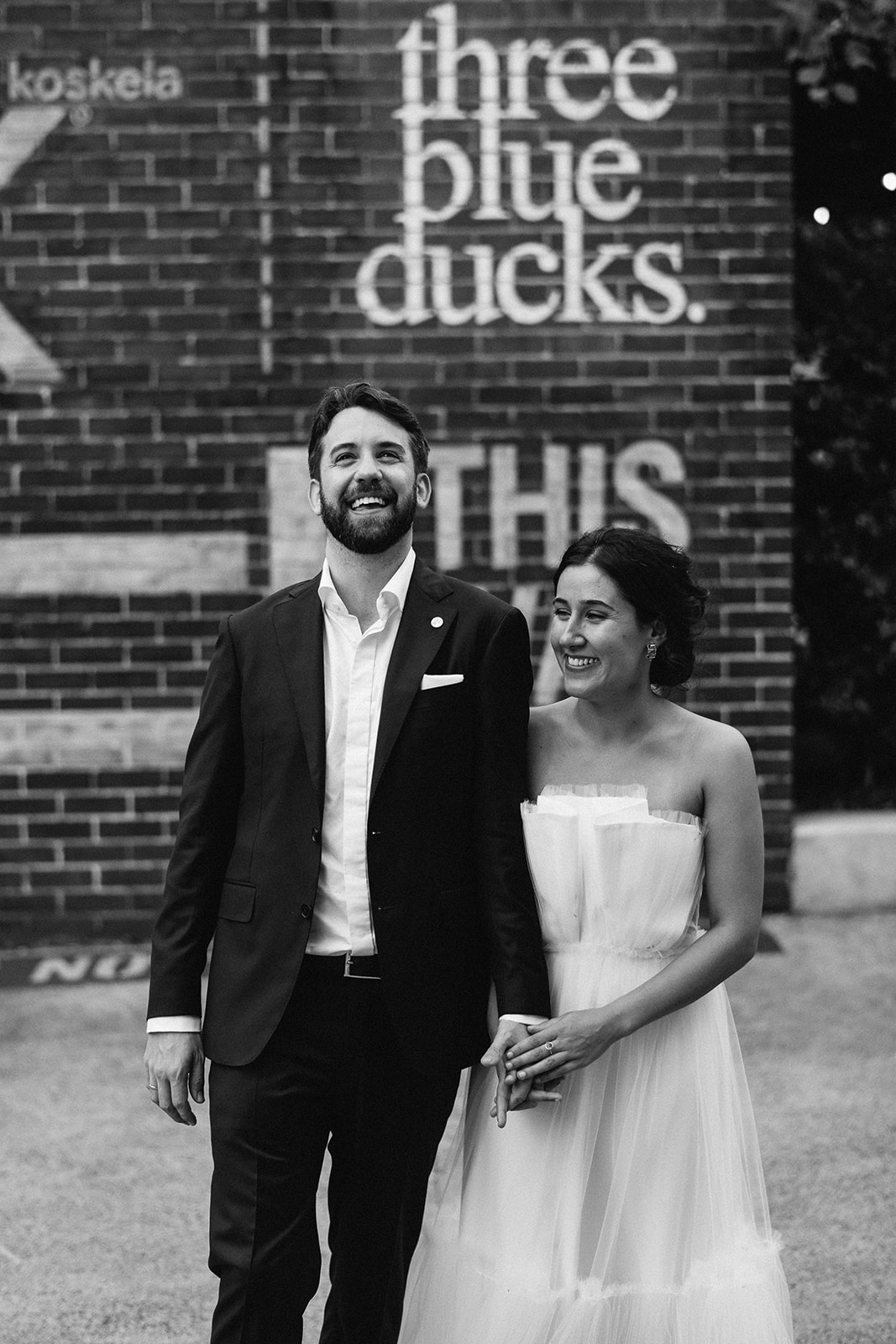 three blue ducks Sydney bride and groom portrait