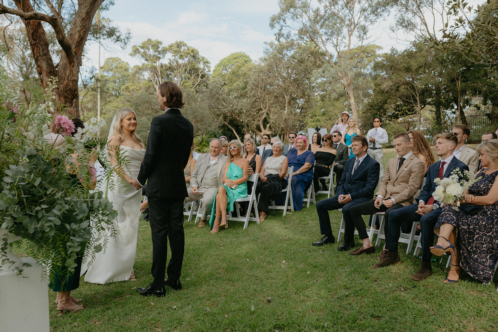 Modern Timeless Sydney Botanic Garden Wedding Ceremony